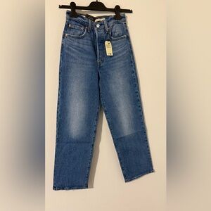 Levi's premium Ribcage straight ankle supper high rise Jeans